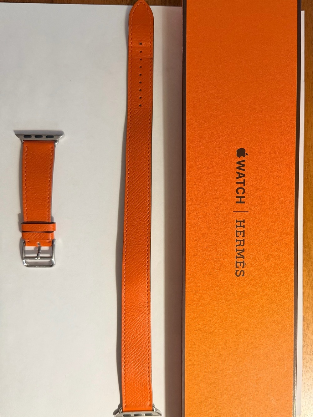Authentic Hermes Apple Watch 40mm Feu Epsom Leather Double Tour Band w/box
